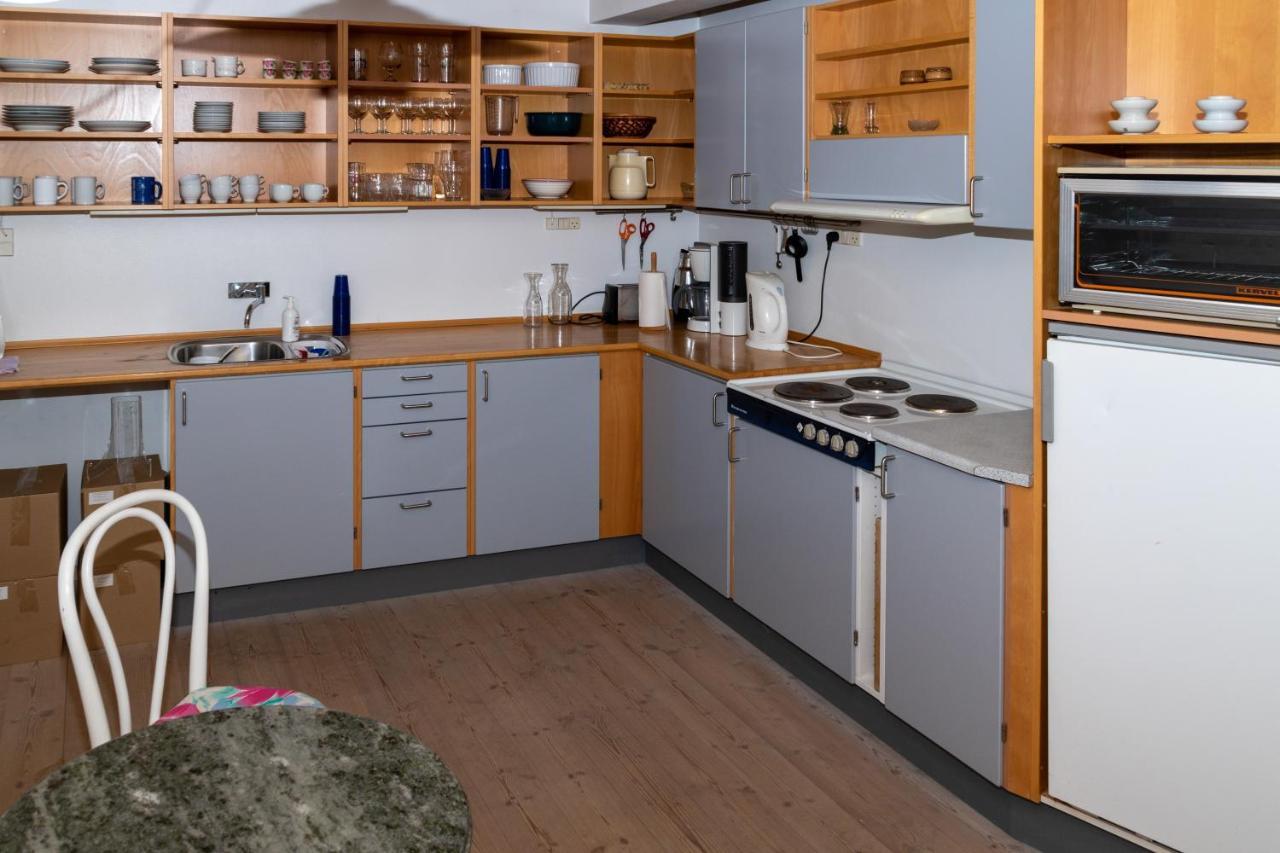 Guesthouse At The Boat Harbour Torshavn Exterior photo